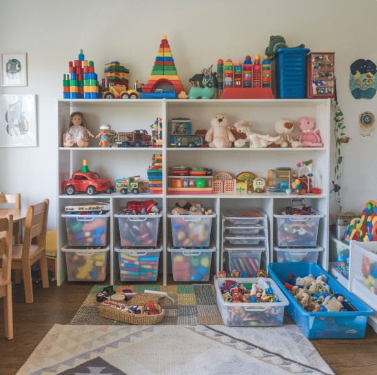Organize Kids' Toys Easily: 14 Top Tips for a Clutter-Free Playroom